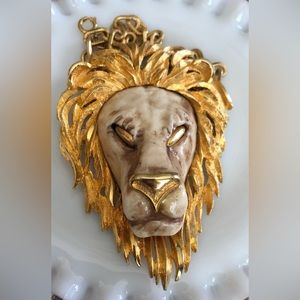 Vintage Unsigned RAZZA LION'S Head Statement Necklace